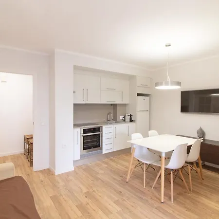 Global Properties, Con Piscina Y Terraza En Canet Apartment