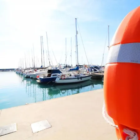 Global Properties, Con Piscina Y Terraza En Canet Apartment